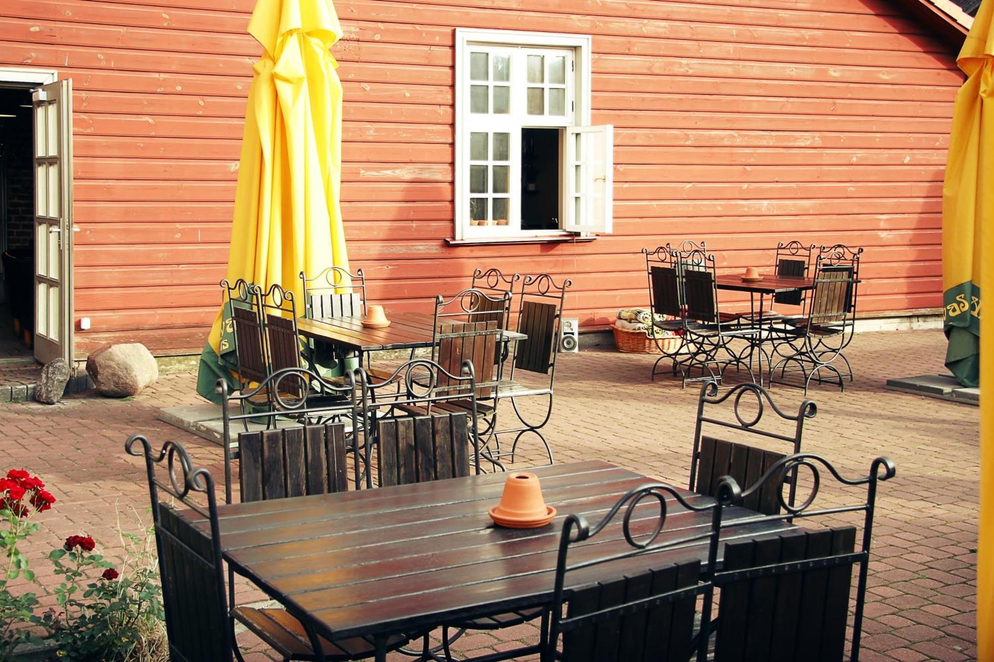 Hotel Kupfernams Ventspils Exterior foto